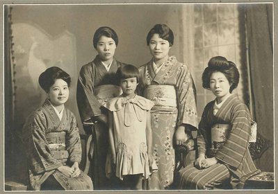 MisaoBovet-TakekoHanada-soeurs-2.jpg